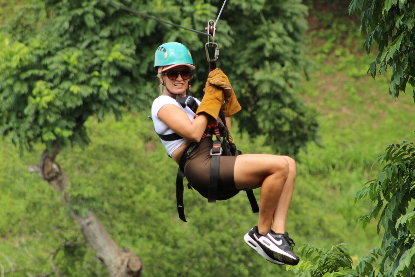 Premium zipline adventure near Papagayo